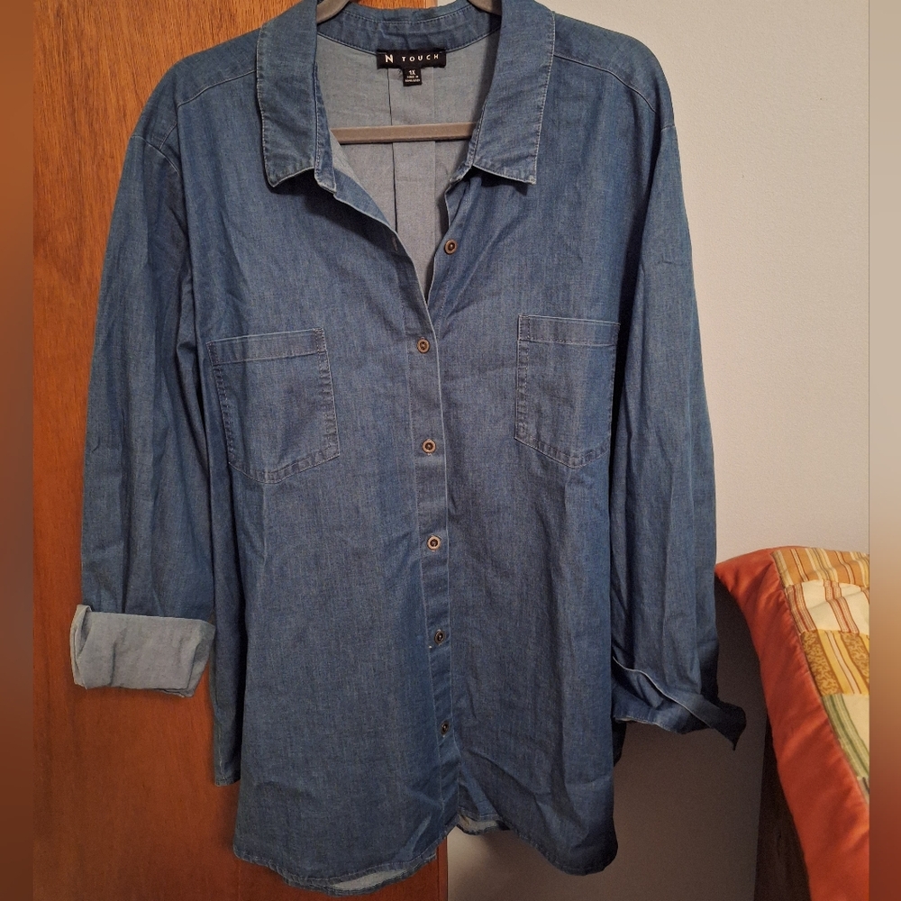 Final Price* N Touch Women's Denim Button-Up Tunic Split Back Hem Size 1X